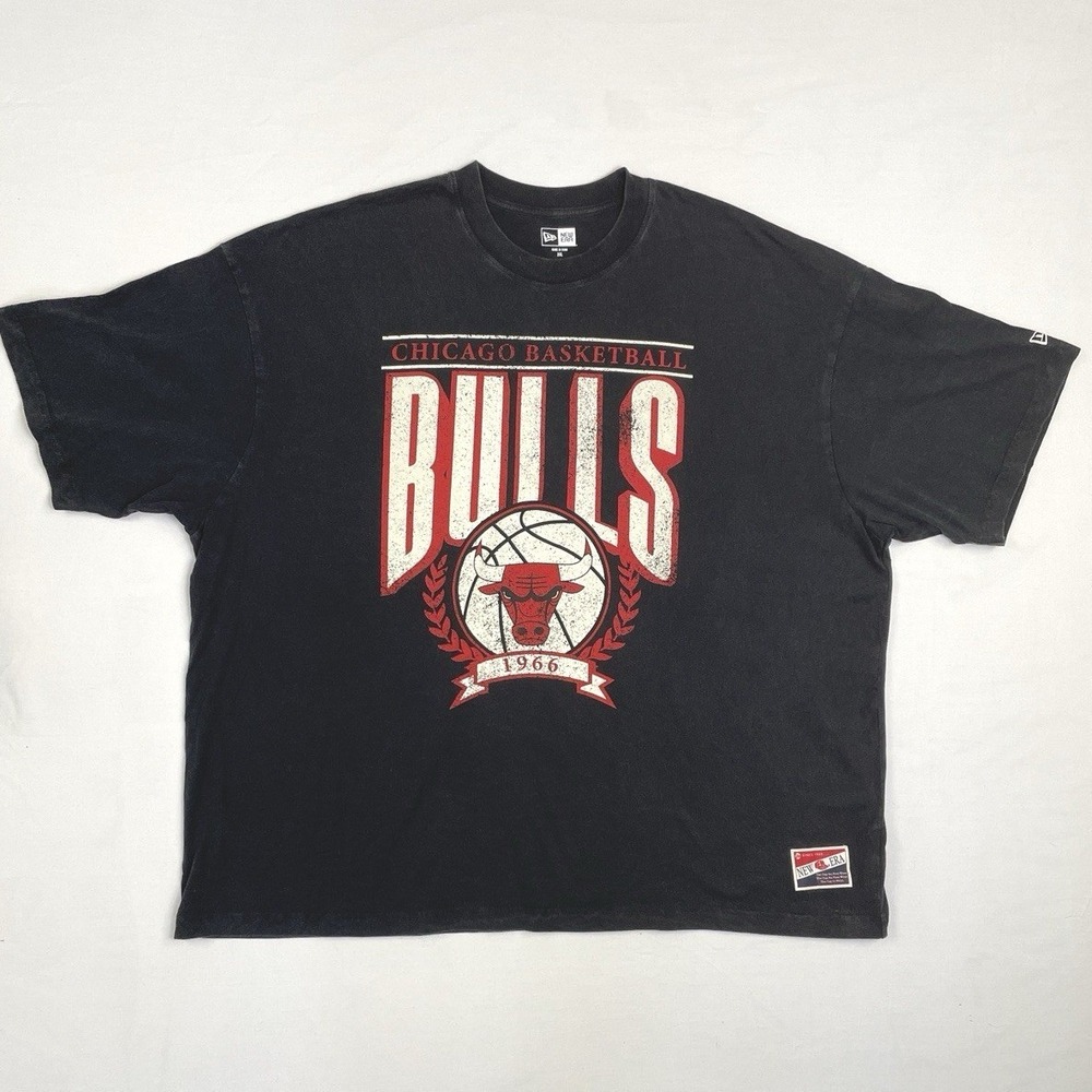 New Era NBA Oversized Distressed‎ Black Chicago Bulls Shirt 3XL